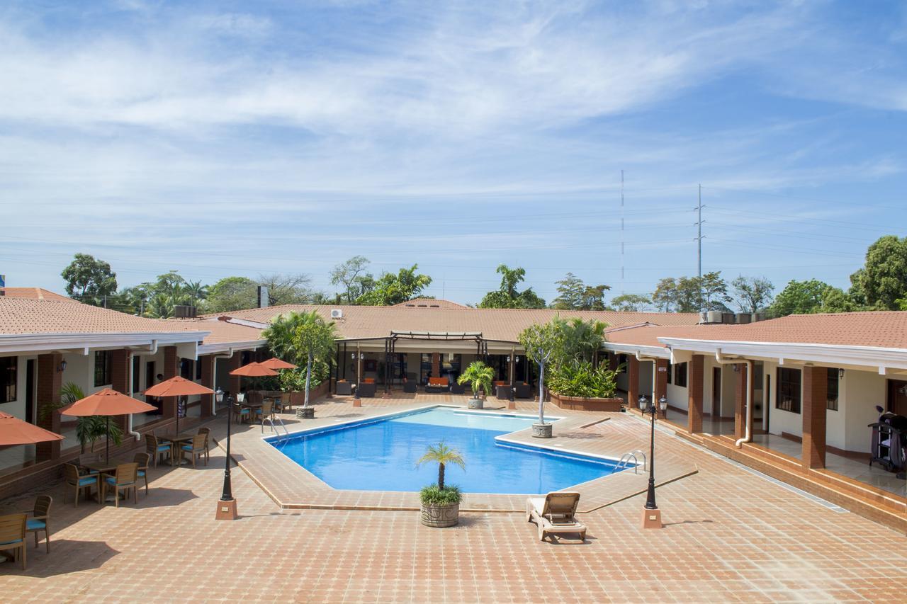 Farallones Hotel Chinandega Exterior foto